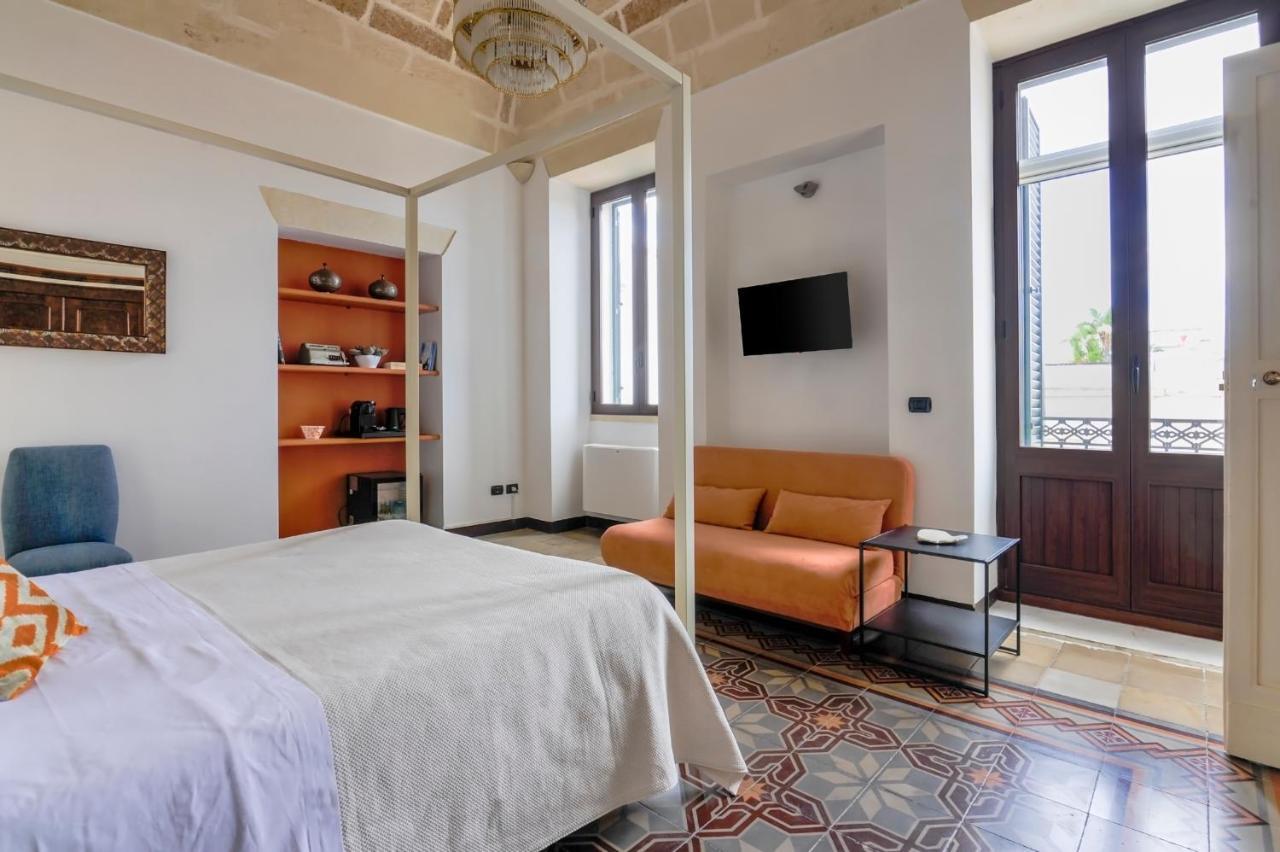 Castriota 19 - Jacuzzi Apartment Sit Lecce Luaran gambar