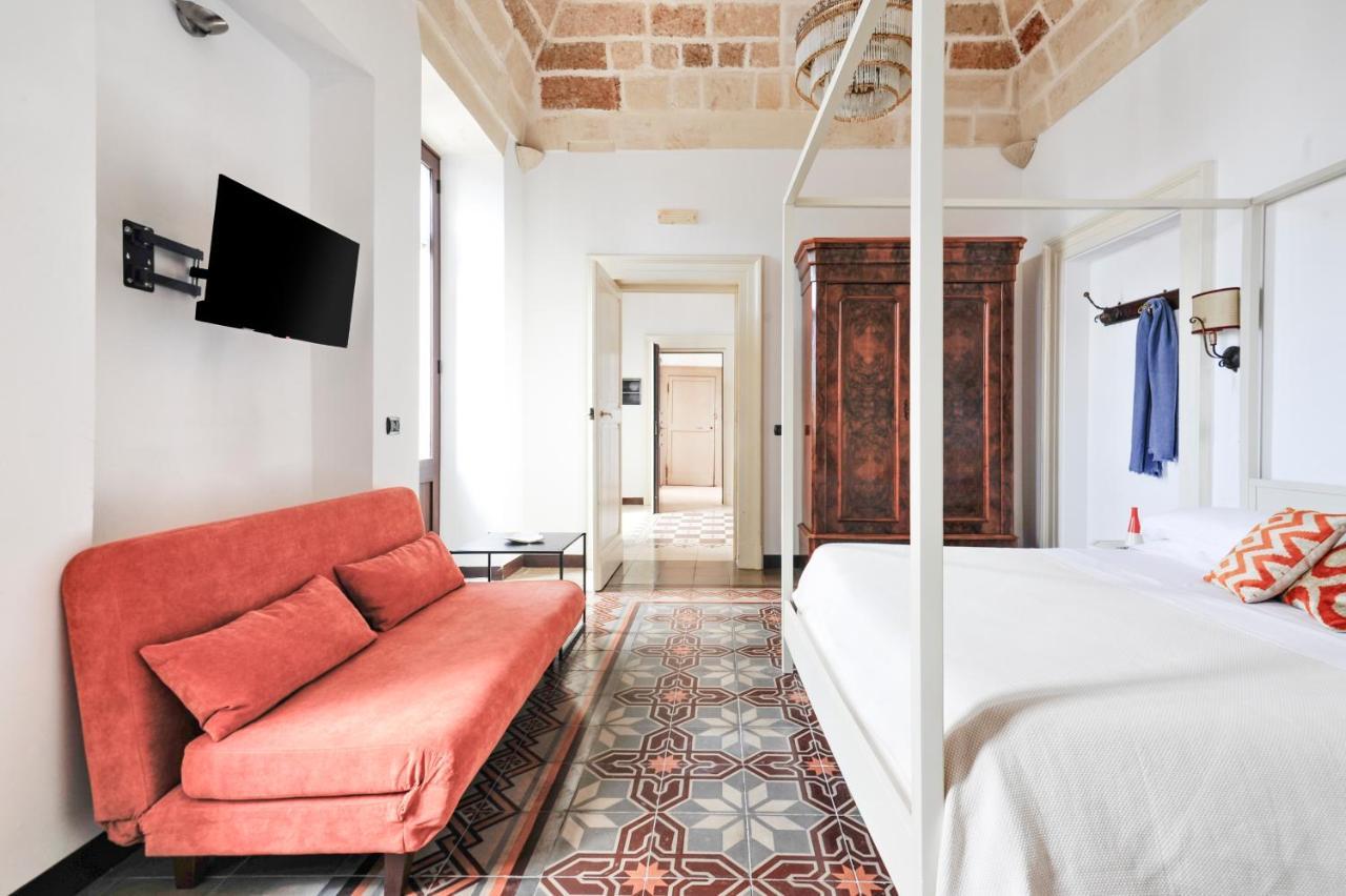 Castriota 19 - Jacuzzi Apartment Sit Lecce Luaran gambar